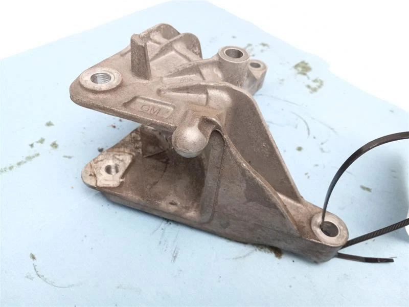 Chevrolet Malibu 2014 montaje de motor Foto 3 de 4