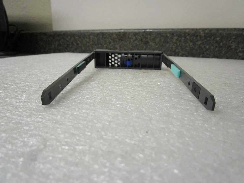 NEC Server Hard Drive 3.5" Caddy / Tray / Carrier - SAS - Image 3 of 4