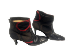 VTG Woman's Ferragamo Gancini Fabric and Leather Heeled Ankle Boots Size 9B