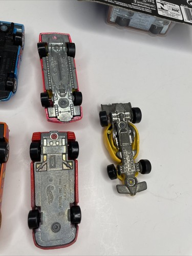 8 VTG Hot Wheels Cars: 1974 Black Wall Paramedic Ambulance, Snake, Ferrari+ A3 - Picture 18 of 18