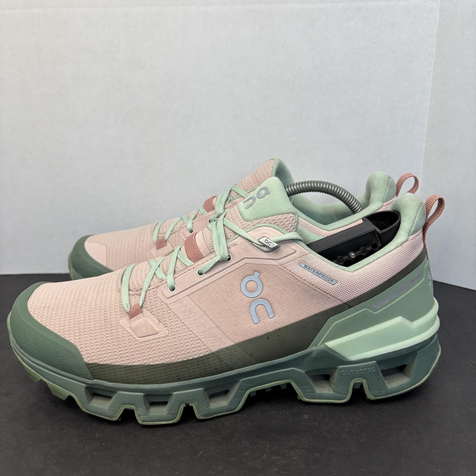 On CloudTec Shoes Womens Size 10.5 Pink Green Waterproof Trail Hiking Sneakers