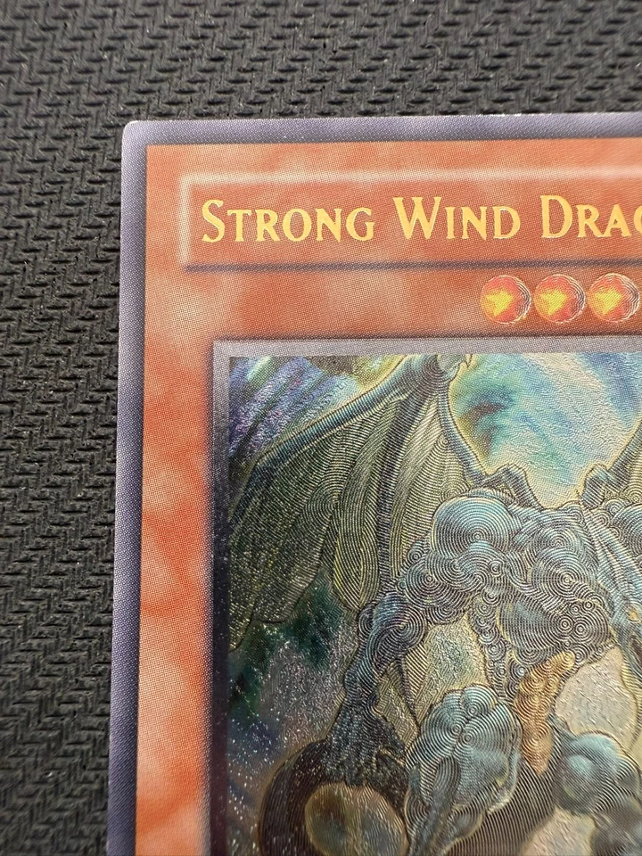 Strong Wind Dragon (UTR) RGBT-EN003 1st Edition Ultimate Rare Yu-Gi-Oh! - Image 4 of 4