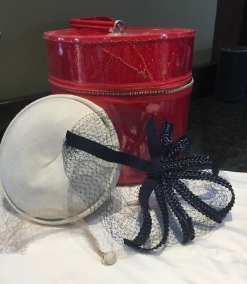 Vintage Hat Wig Box Round Zip-Up Red Storage Box Plus Two Hats Skol Nips 