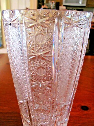 VINTAGE BOHEMIAN CZECH HAND CUT CRYSTAL PANELLED QUEEN LACE 10" LARGE VASE EXC - Picture 2 of 12