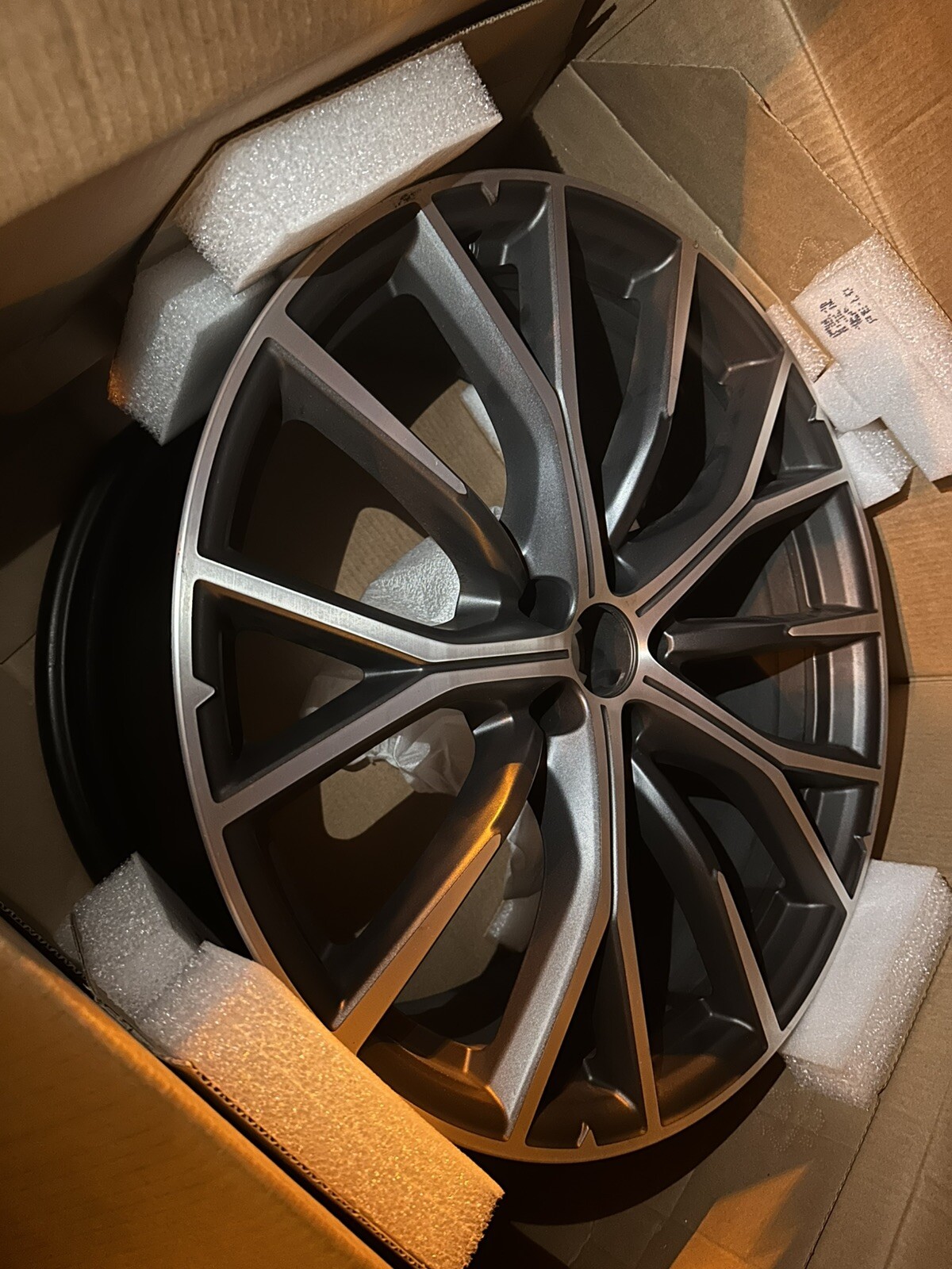Maserati Grecale Rim Has Dent On Lip