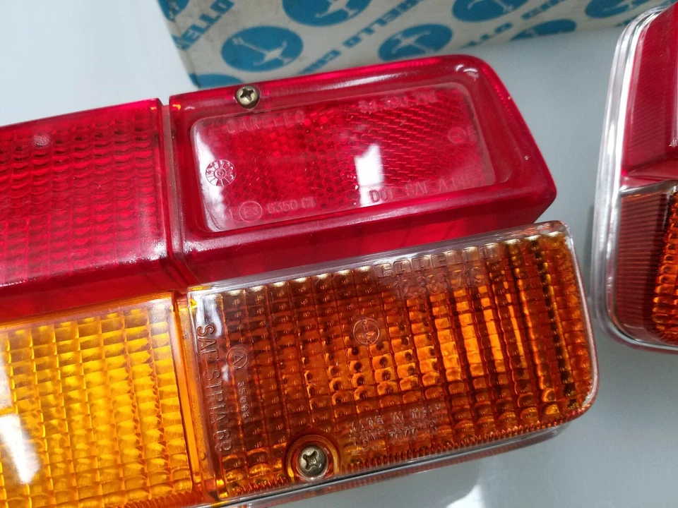 LUZ TRASERA CARELLO MASERATI GHIBLI INDY KHAMSIN BORA DE FÁBRICA NOS ORIGINAL Foto 3 de 4