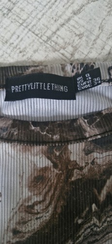 Pretty Little Thing crop top size 8 - Picture 4 of 8