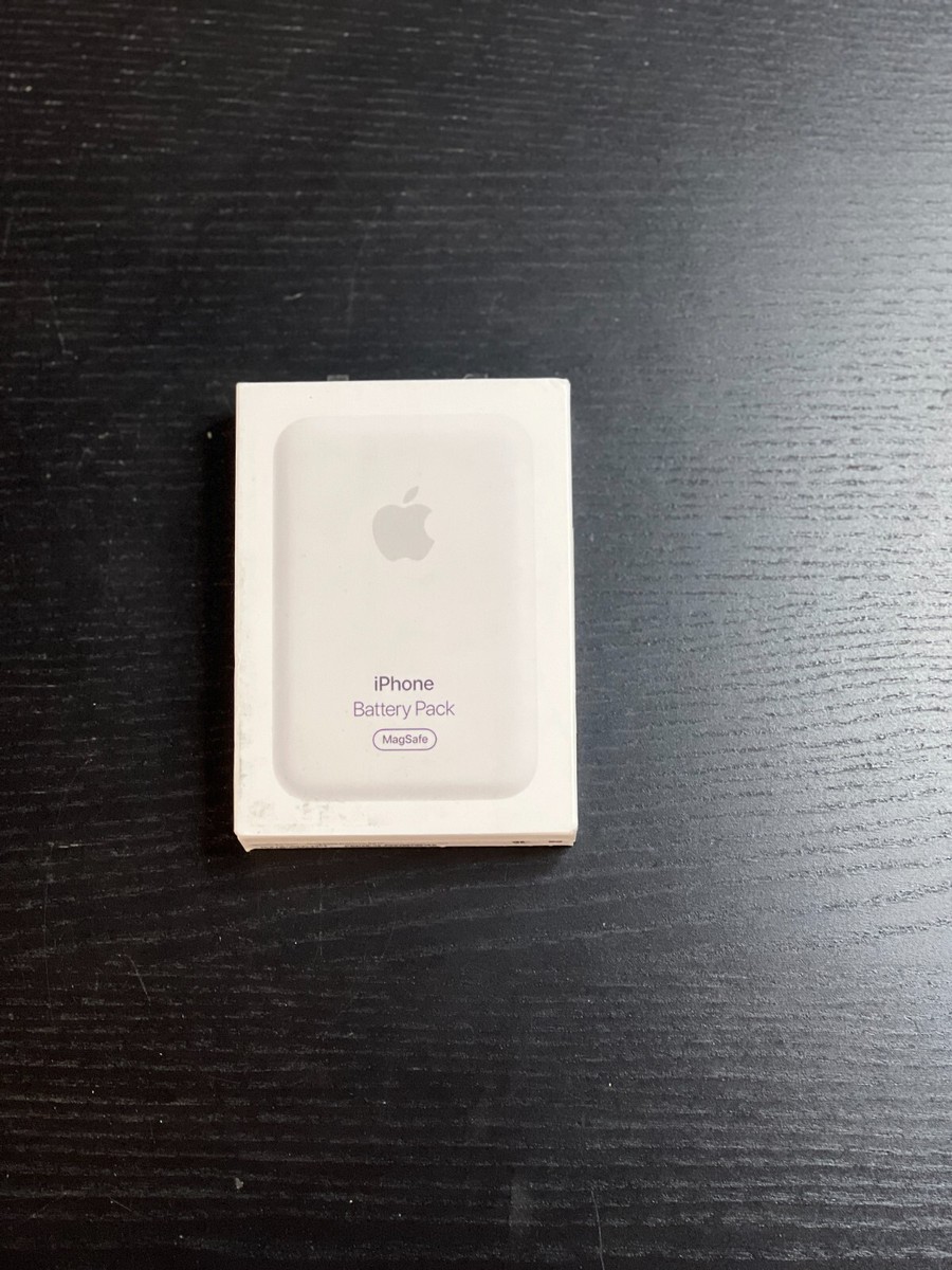 Apple - MagSafe Battery Pack - White - MJWY3AM/A Apple - MagSafe Battery Pack - White - MJWY3AM/A