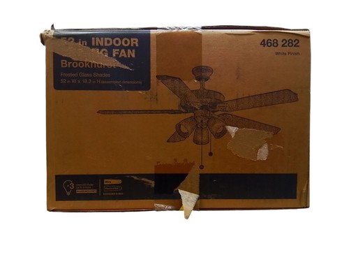 Brookhurst YG268-WH 52 in. LED Indoor White Ceiling Fan with Light Kit NEW - Picture 3 of 6