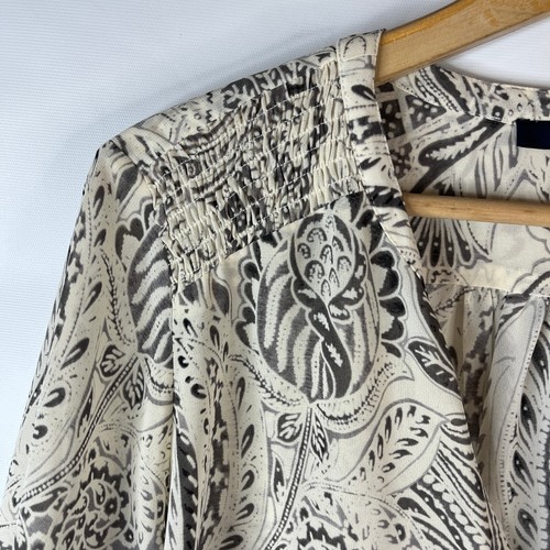 CHAPS Womens Tunic Top Size XL White Paisley V-Neck Smocked Shoulder 3/4 Sleeve - Picture 4 of 11