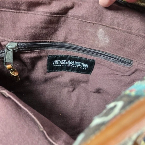 Bolso de Mano Vintage Addiction Patchwork Cuero Monedero Boho Hecho en Nepal Difícil de Encontrar Foto 3 de 4