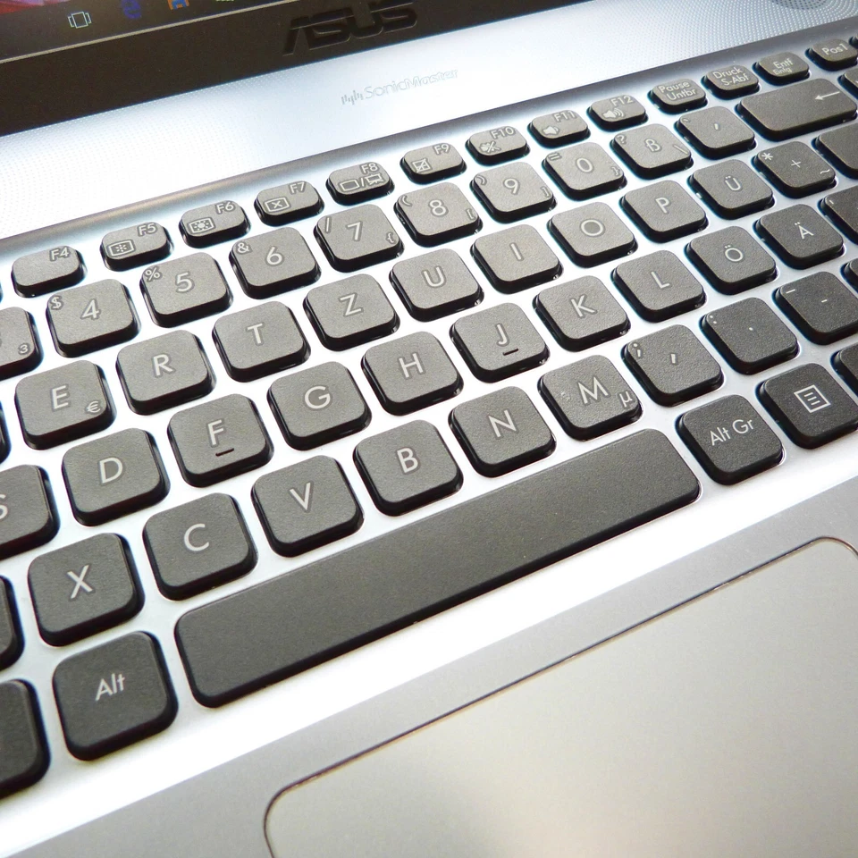 Asus VivoBook F541 PREMIUM 15 Zoll l Windows 10 l AKKU NEU l 1TB HDD l HDMI USB3 - Bild 4 von 4