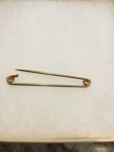 CLASSIC 1/10 14k GOLD 1.75” SAFETY PIN STYLE COLLAR BAR NEW OLD STOCK!! - Picture 2 of 4