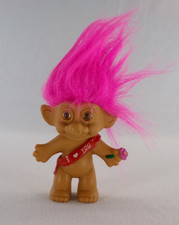 RUSS Troll Doll 4" Pink Hair Cupid, I Love You Sash Holding Flowers Vintage