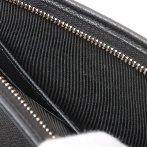 Louis Vuitton Taiga Pochette Voyage M30450 Black There was an RFID response - Picture 9 of 11
