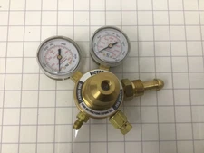 VICTOR - 0781-9135 Gas Regulator: Single Stage, CGA 580 Inlet 250 psig