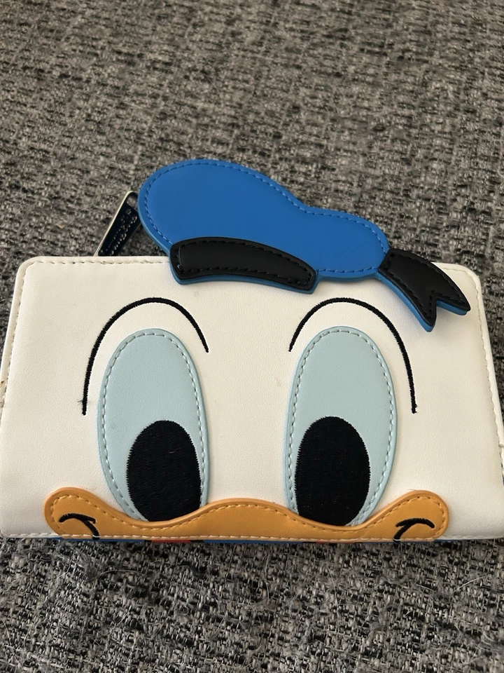 Bolso de Hombro Loungefly Pato Donald con Cartera Loungefly Pato Donald Foto 4 de 4