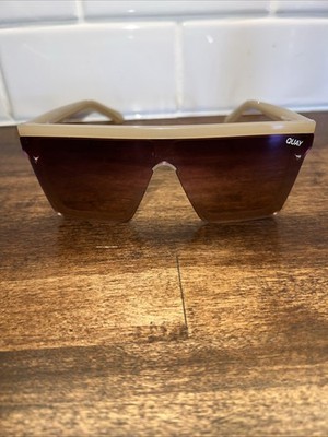 Quay HINDSIGHT Shield Sunglasses Gold