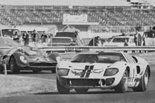 Shelby Ford GT40 Mk II & Bruce McLaren - 1967 Daytona 24 Hours press photograph