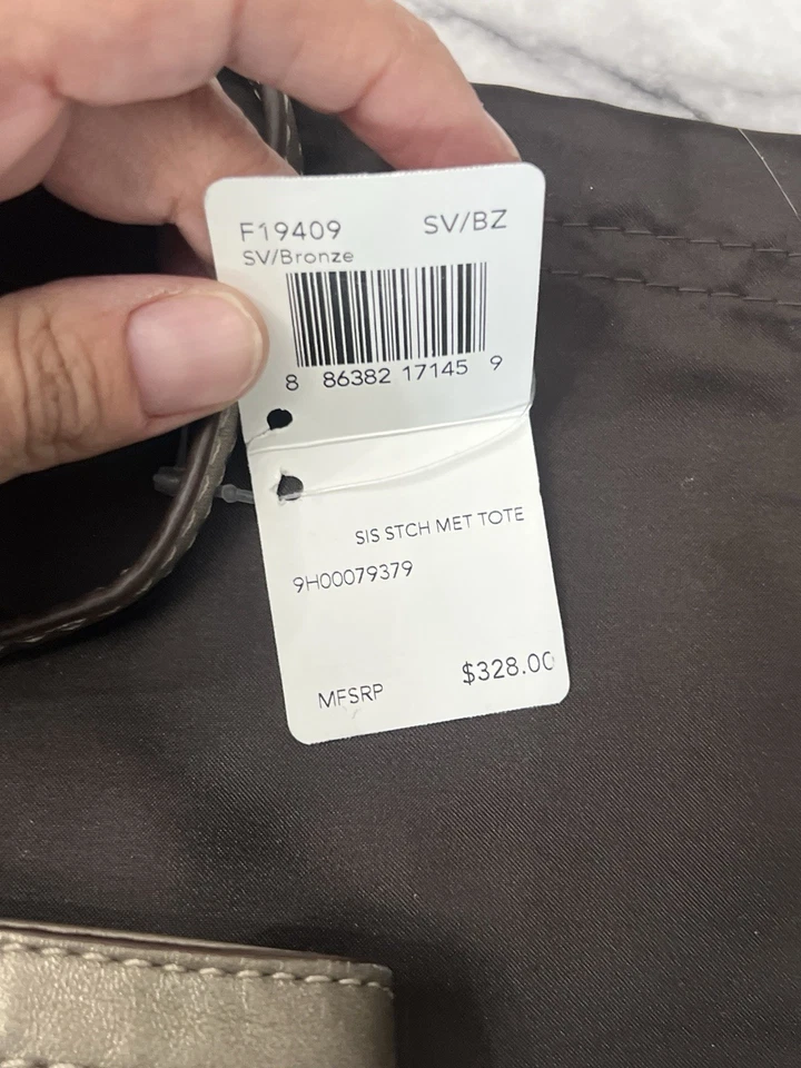 Bolso de hombro Coach Signature contorno logotipo C de cuero bronce estilo F19409 Foto 3 de 4