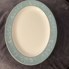 Royal Doulton Cascade D6457 Oval Carving Serving  Plate 34cm perfect condition 
