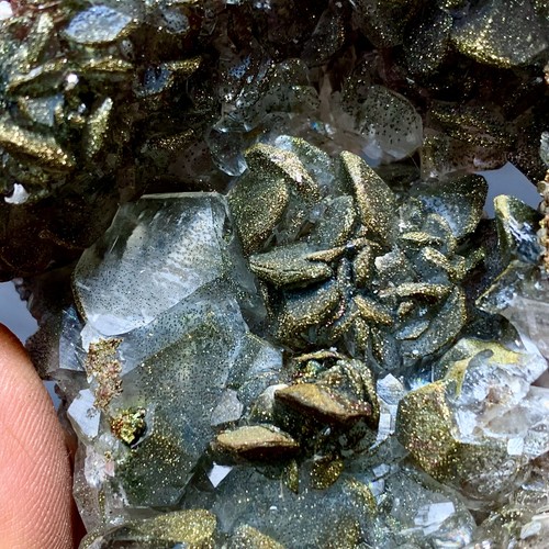 234G Natural calcite with Colorful sulfur iron Crystal quartz Mineral - Picture 20 of 21
