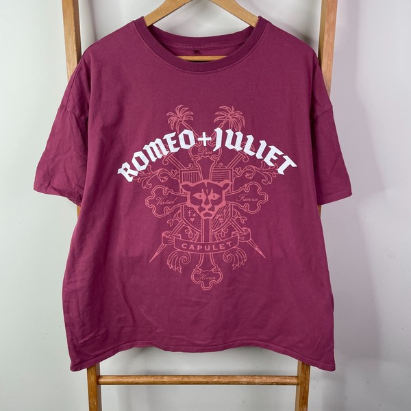 Romeo + Juliet Movie Shirt Womens 18 Maroon Cotton Graphic Tee 20th Century