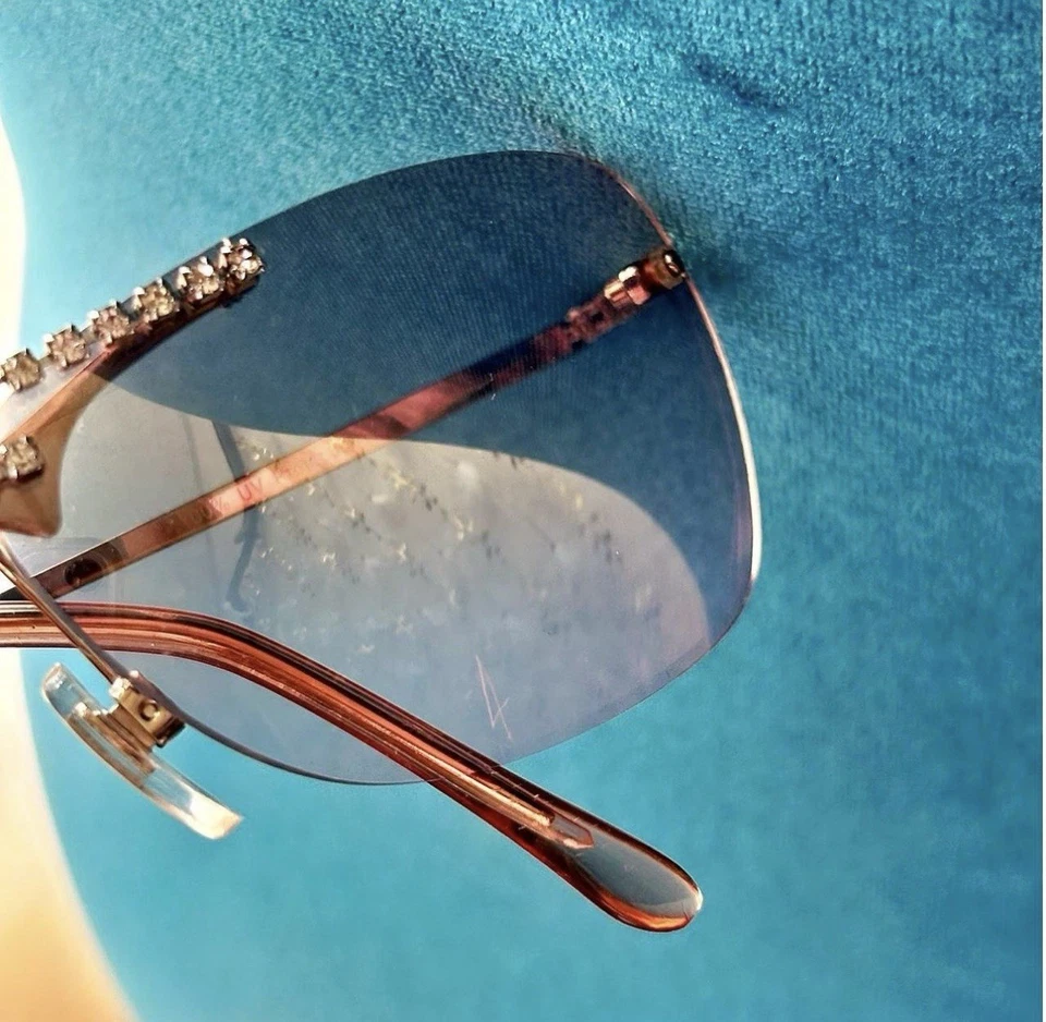 Rare Vintage Y2K Faded Pink Sunglasses W/Rhinestones, XOXO, 100% UV Protection - Image 4 of 4