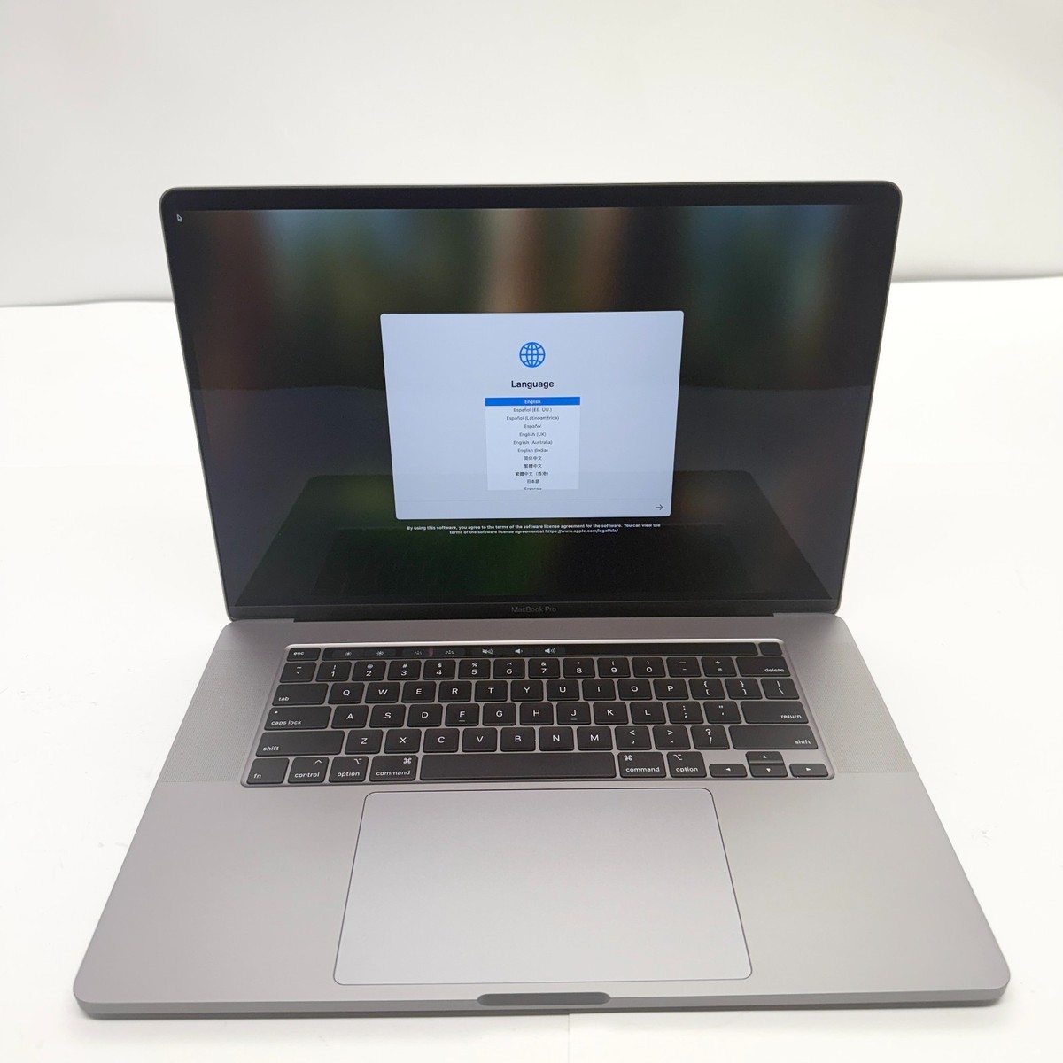 MacBookPro 2019 16インチ i7 / 16GB / 512GB Amazon.com: Apple Late 2019 MacBook Pro with 2.6GHz Intel