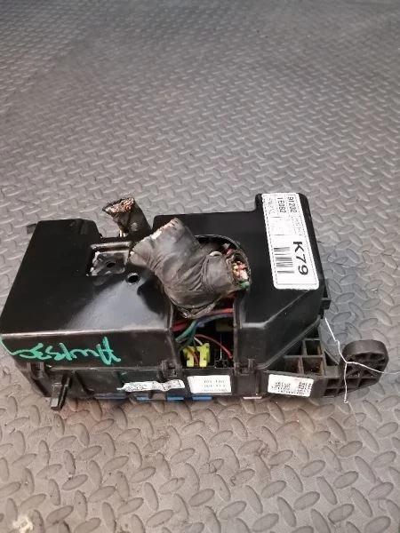 Fuse Box Engine VIN A 4th Digit VQ40DE Fits 05-07 XTERRA 1799598 - Image 3 of 4