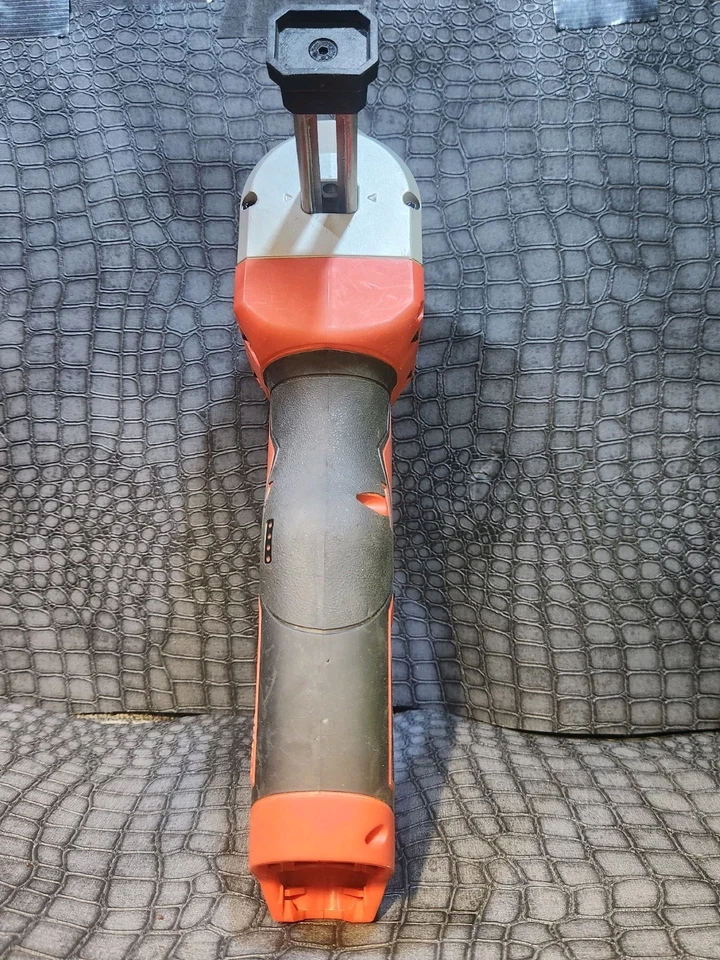 Pelacables Milwaukee M12 Foto 4 de 4