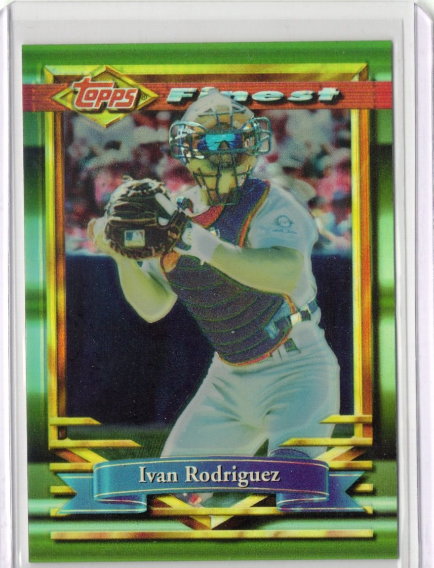 1994 Topps Finest Ivan Rodriguez Refractor #126 Texas Rangers 
