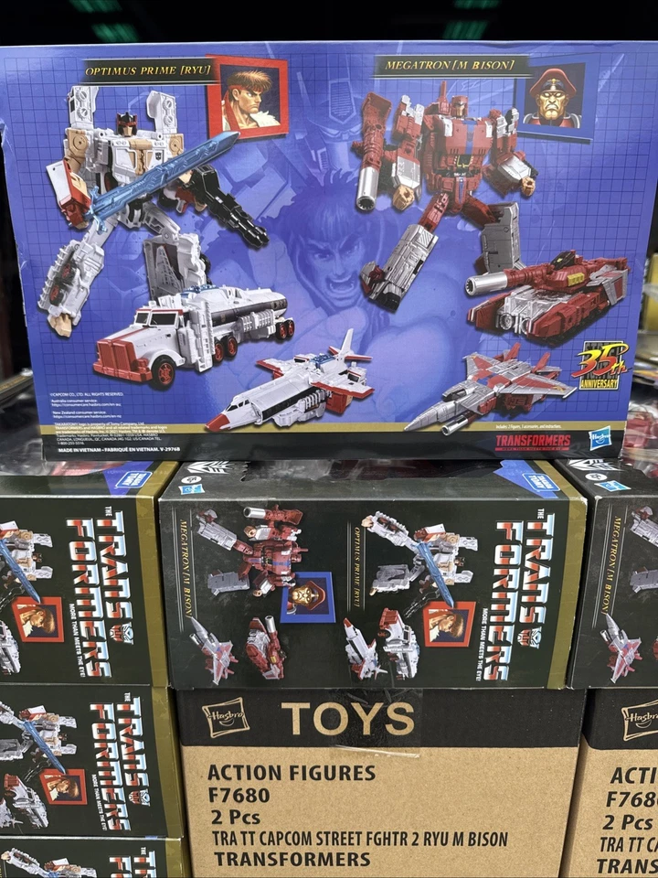 Transformers Street Fighter II x Optimus Prime Ryu vs Megatron M. Bison Foto 2 de 4