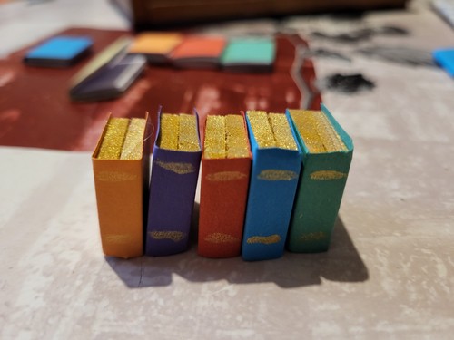 ensemble de livres pour maison de poupée 1:12 ou DIORAMA papier ou bois au choix - Photo 10/27