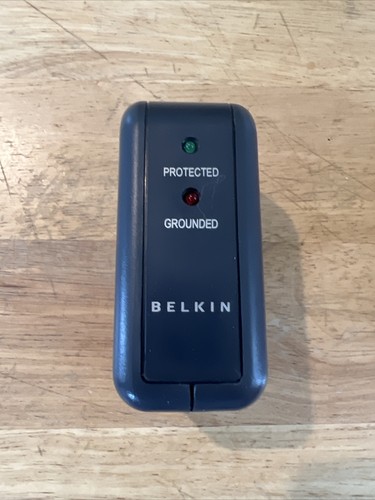 Travel Surge Protector New Belkin Model F9H220-TVL-DL P57880 - Picture 2 of 3