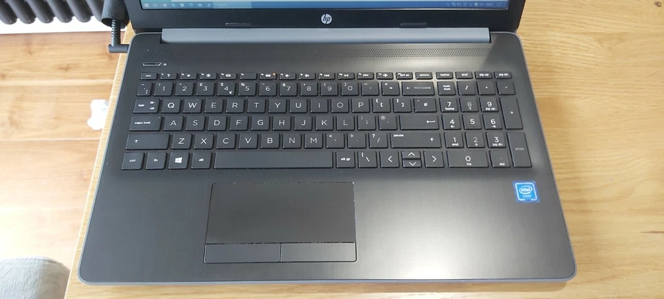 HP Laptop 4GB RAM,1TB HDD,Intel Processor,15.6 inch Windows 10 Pro, Office 2021 - Image 2 of 4