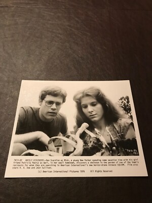 VINTAGE ORIGINAL 8 X 10 PUBLICITY PHOTO GRISLY DISCOVERY - HORROR - DRAMA-SQUIRM