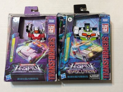 Takara Tomy - Transformers Action Figures - Legacy Evolution - Medix & Minerva