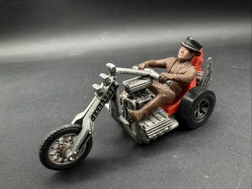 1972 Hot Wheels Original Redline Ara RRRumblers TORQUE CHOP Orange bike Brown Ri