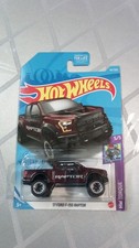 Hot Wheels 17 Ford F-150 Raptor Collectible