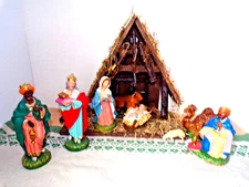 VTG Christmas Nativity Set Manger w/11 Pieces Made In Italy Stable 12"L King 8"T