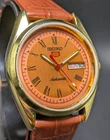 vintage seiko 5 automatic day date movemvent no. 6309A japan made men's watch.