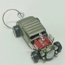 Maisto Adventure Force Khaki Knuckle Dragger Vintage Roadster Diecast Keychain