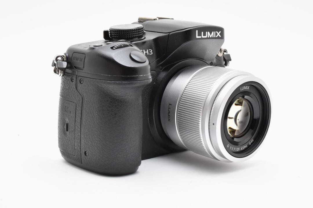 Panasonic Lumix GH3 Mirrorless Camera + G 25mm F1.7 ASPH Lens Used