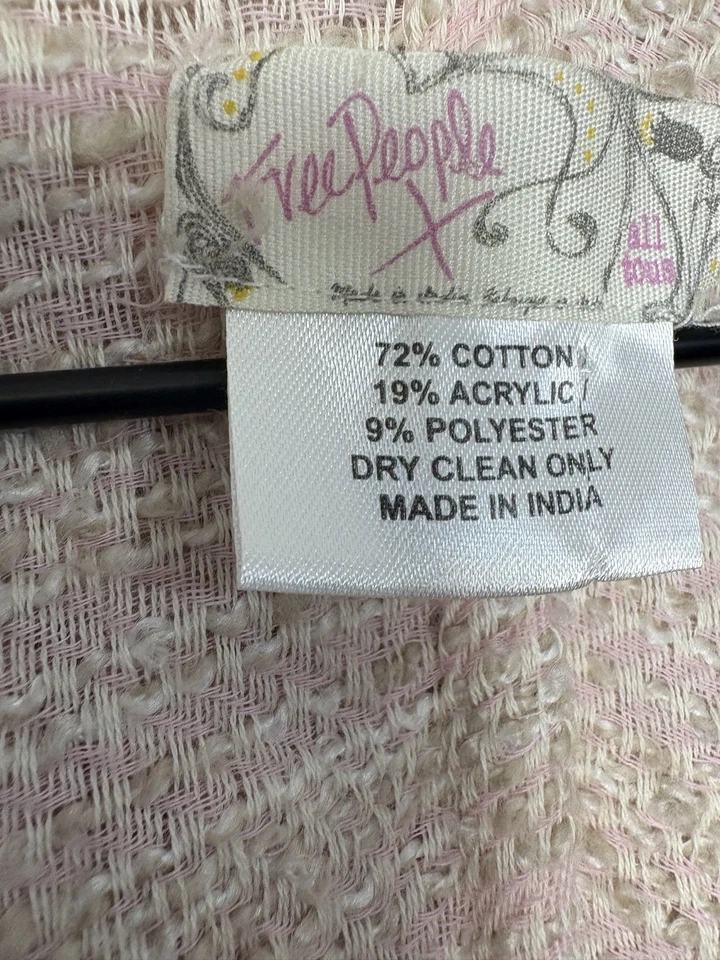 Free People OS Hooded Fringe Poncho Boho Pink and Cream Wrap Cardigan Foto 3 de 4