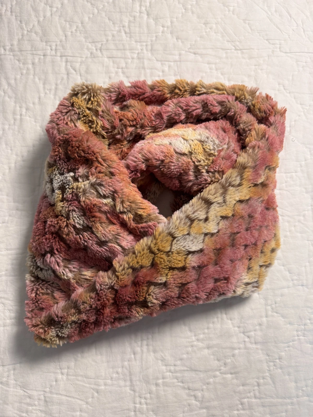 Anthropologie Womens Faux Fur Cowl Scarf Wrap Pink Tan Ombre Effect Neck Warmer