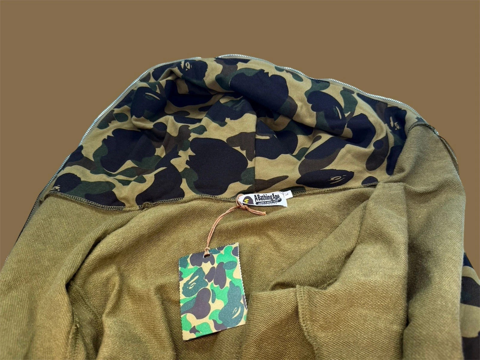 A BATHING APE (BAPE) Felpa con cappuccio e zip intera Bape 1st Camo Shark (TG. LARGE)