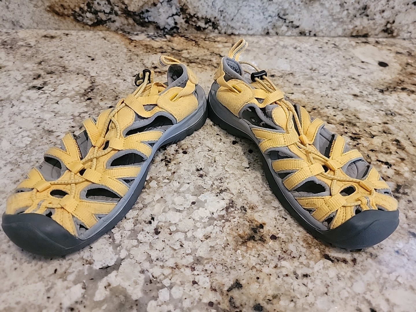 Sandali KEEN Newport H2 donna taglia 7 giallo impermeabili scarpe acqua