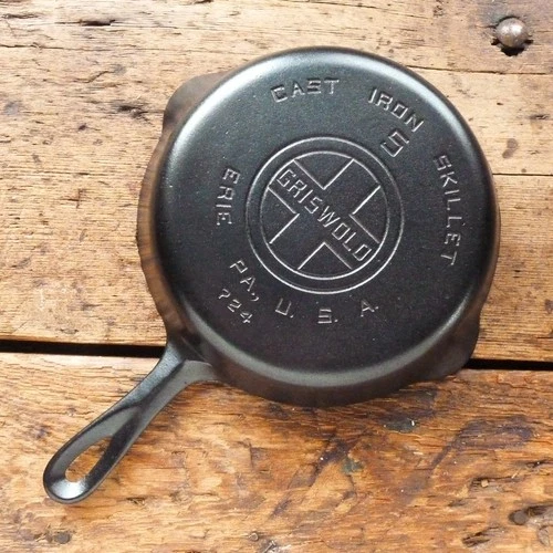 Vintage GRISWOLD Cast Iron SKILLET Frying Pan # 5 LARGE BLOCK LOGO - Ironspoon