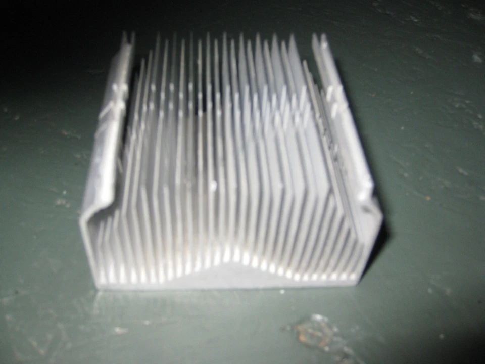 AMD HEATSINK MODEL# AV-Z7LH007001-3907 DELL DIMENSION 2400 - Image 2 of 4